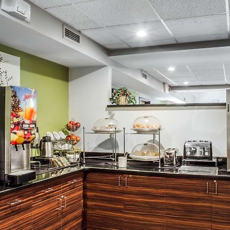 Sleep Inn & Suites Бенсалем Екстериор снимка