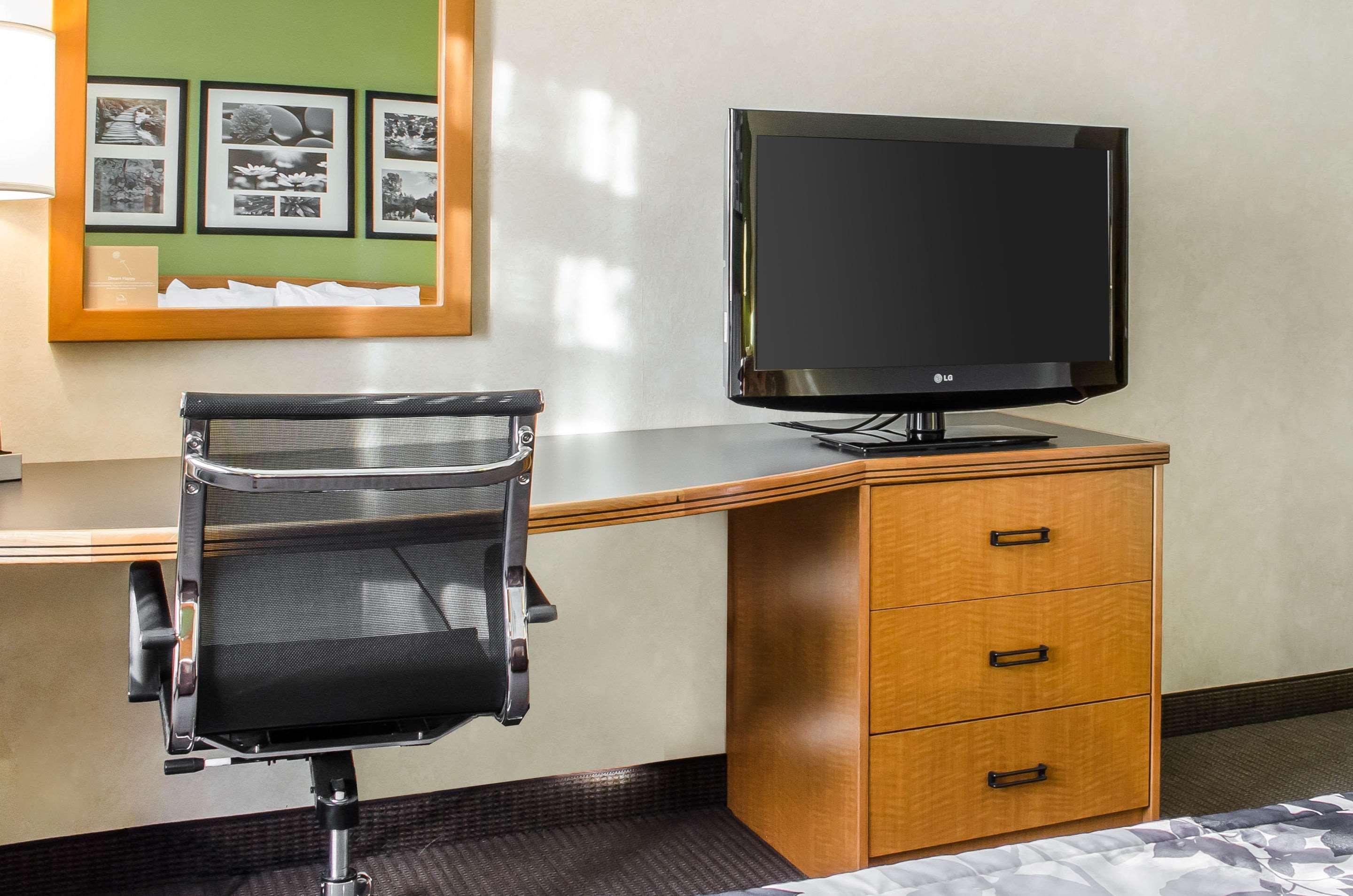 Sleep Inn & Suites Бенсалем Екстериор снимка
