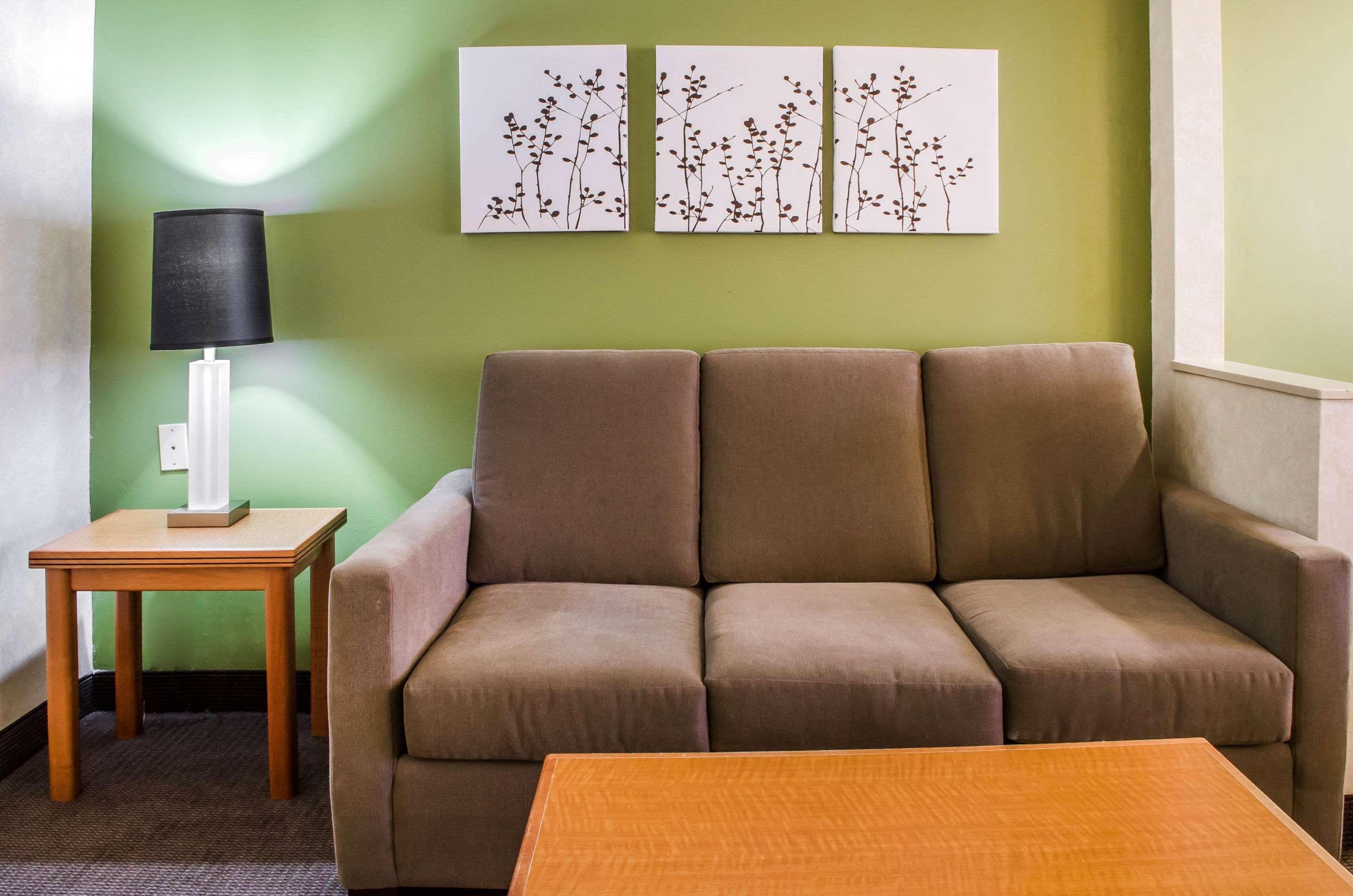 Sleep Inn & Suites Бенсалем Екстериор снимка