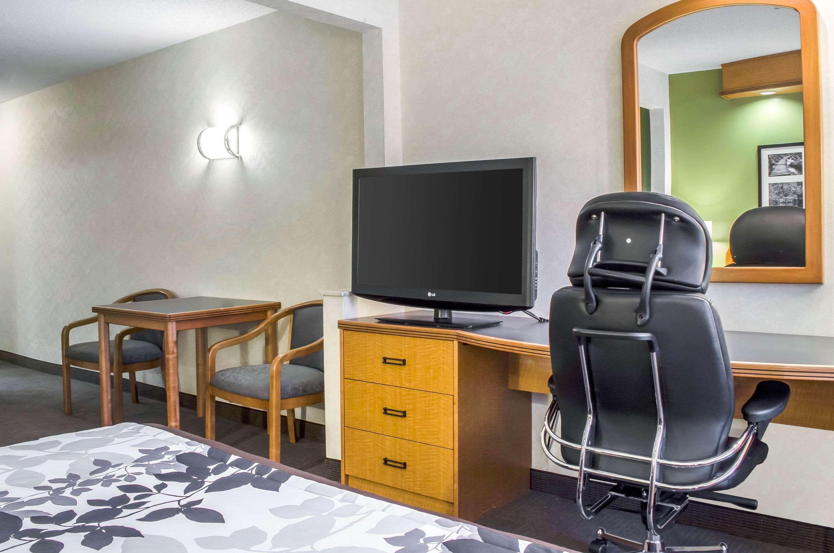Sleep Inn & Suites Бенсалем Екстериор снимка