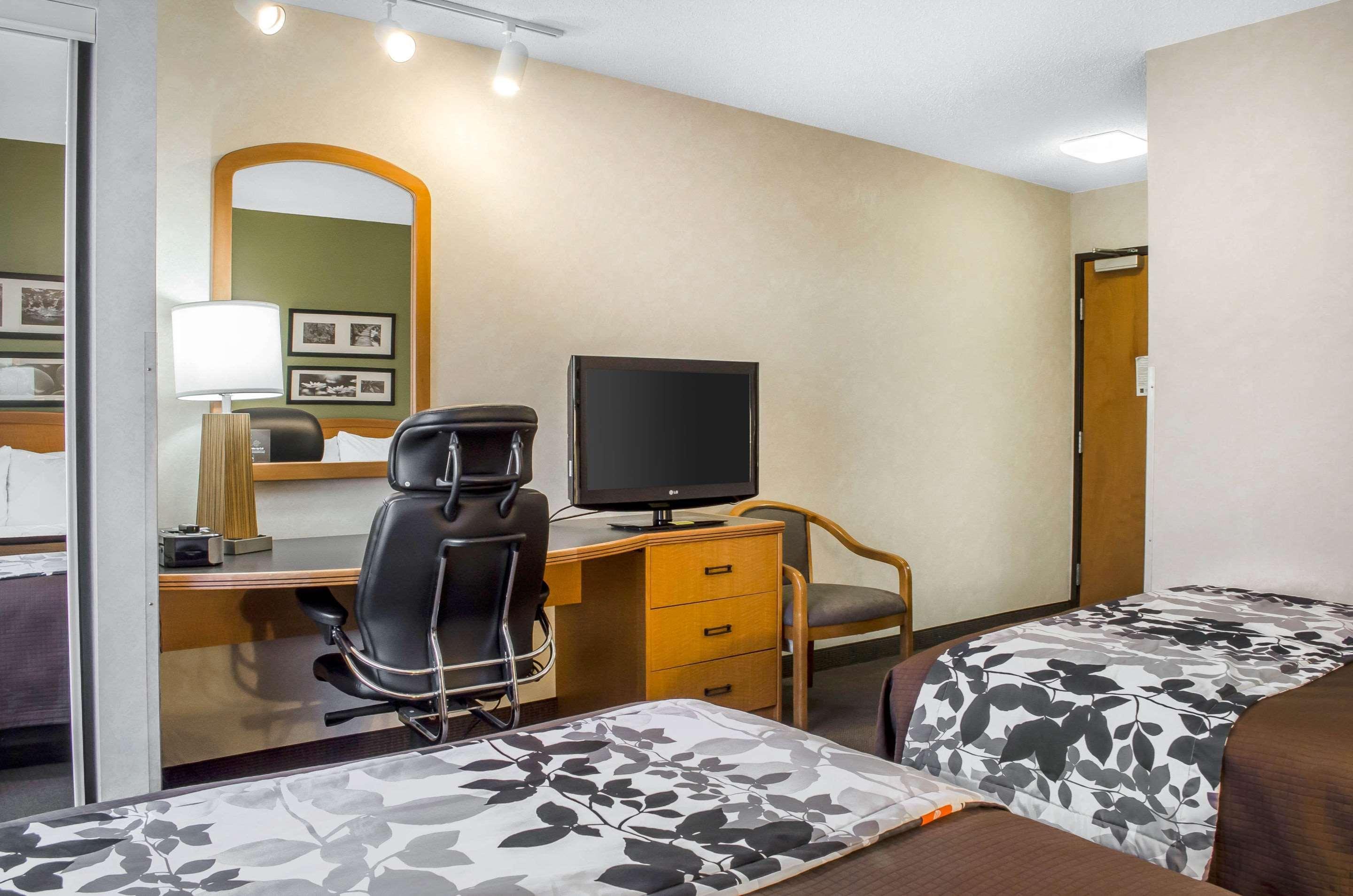 Sleep Inn & Suites Бенсалем Екстериор снимка